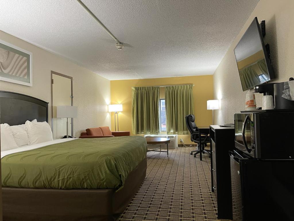 Quality Inn Vincennes Extérieur photo