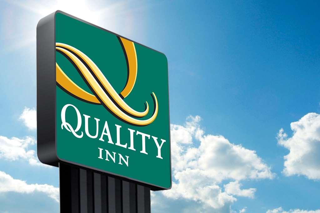 Quality Inn Vincennes Extérieur photo