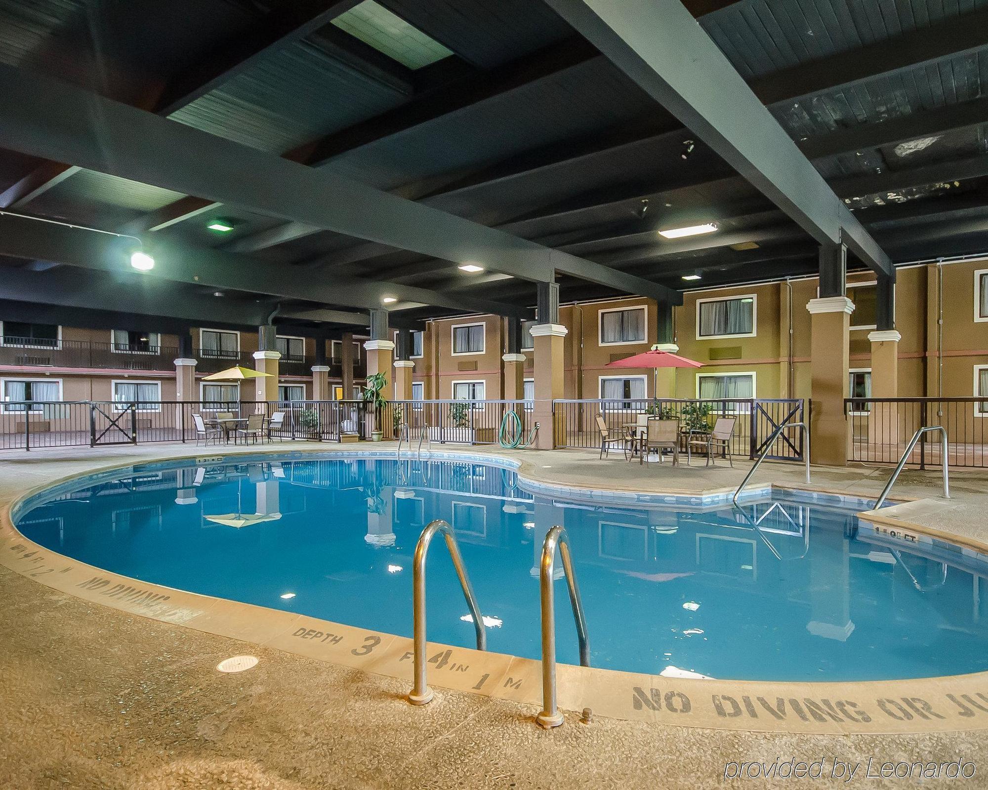 Quality Inn Vincennes Extérieur photo