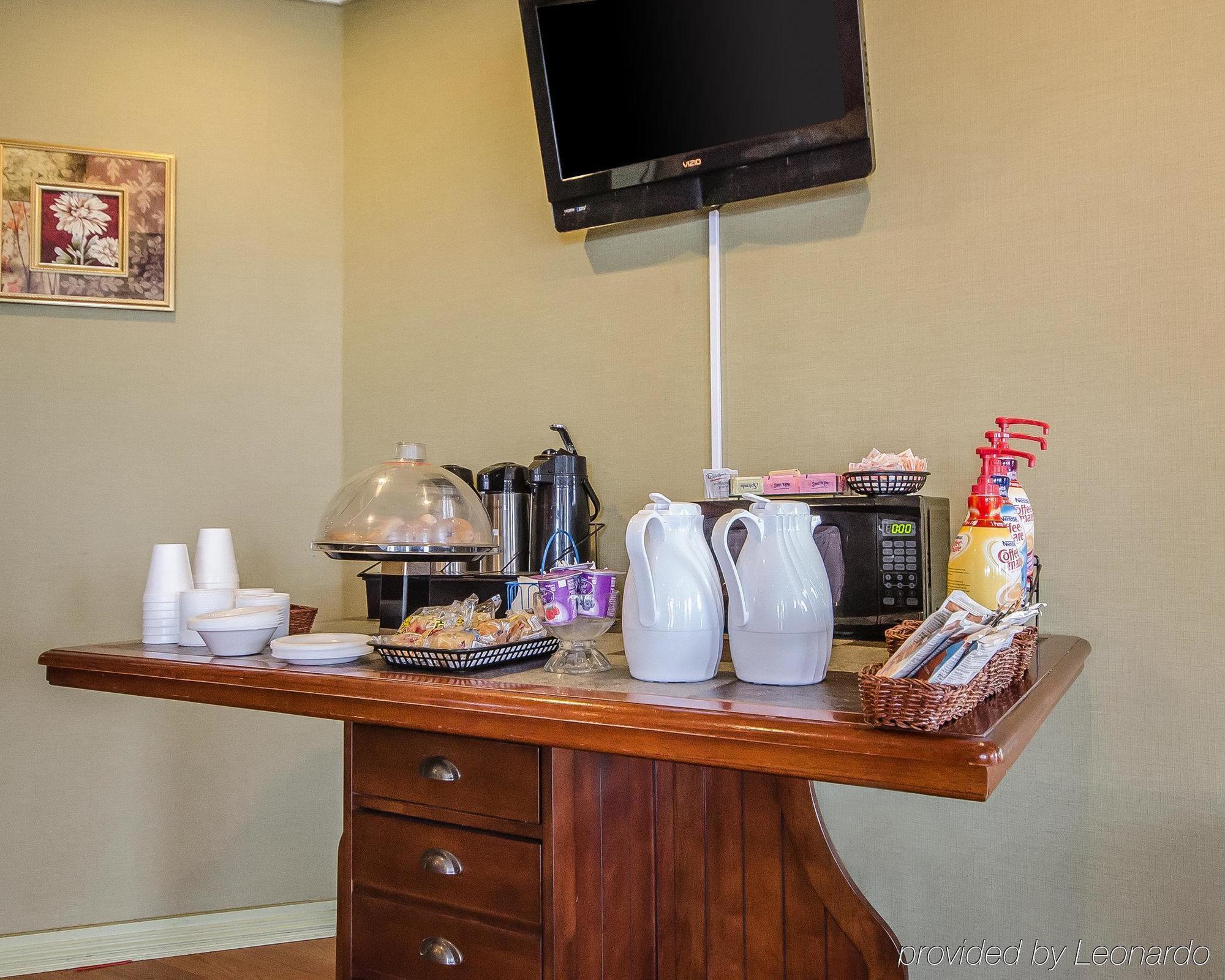 Quality Inn Vincennes Extérieur photo