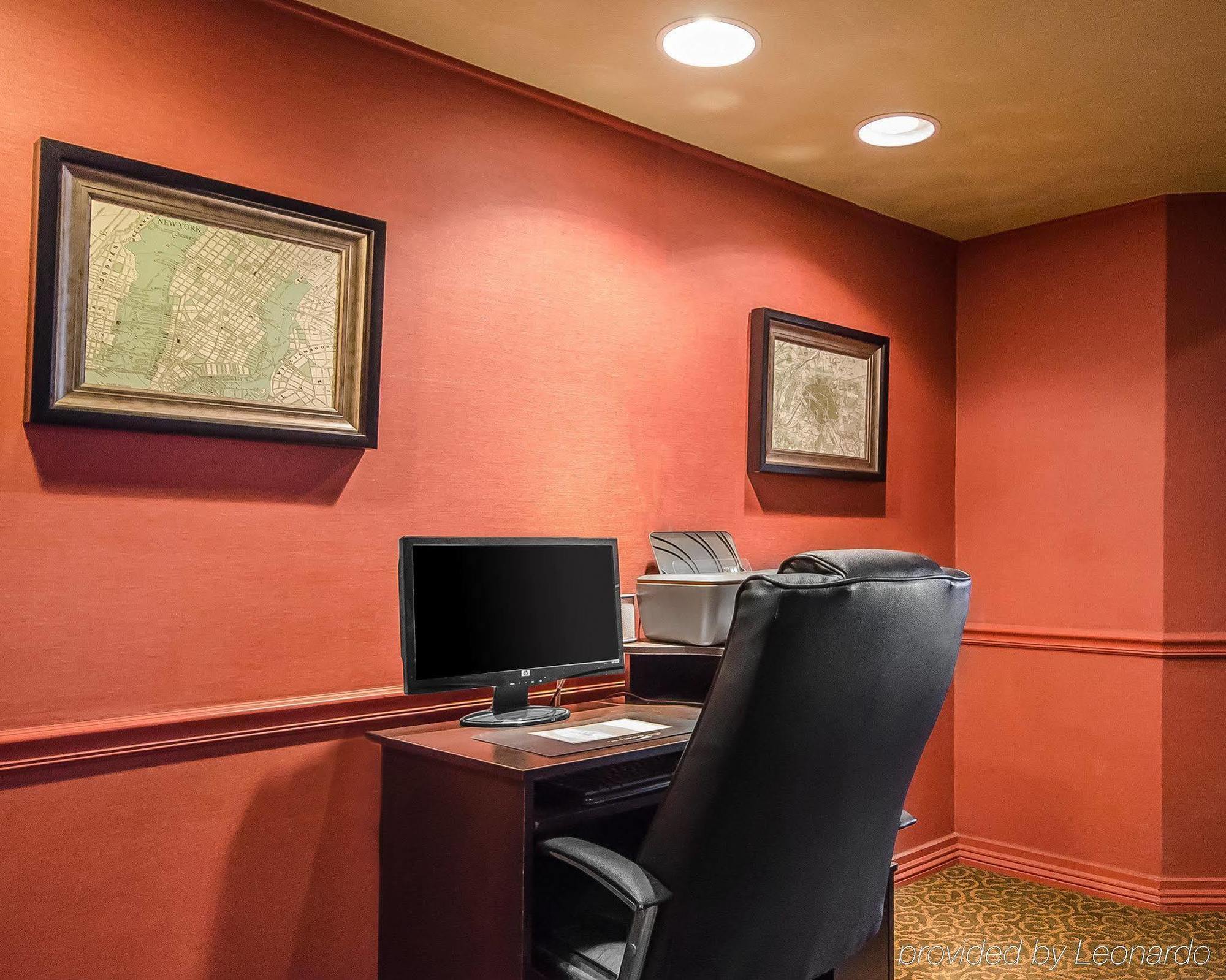 Quality Inn Vincennes Extérieur photo
