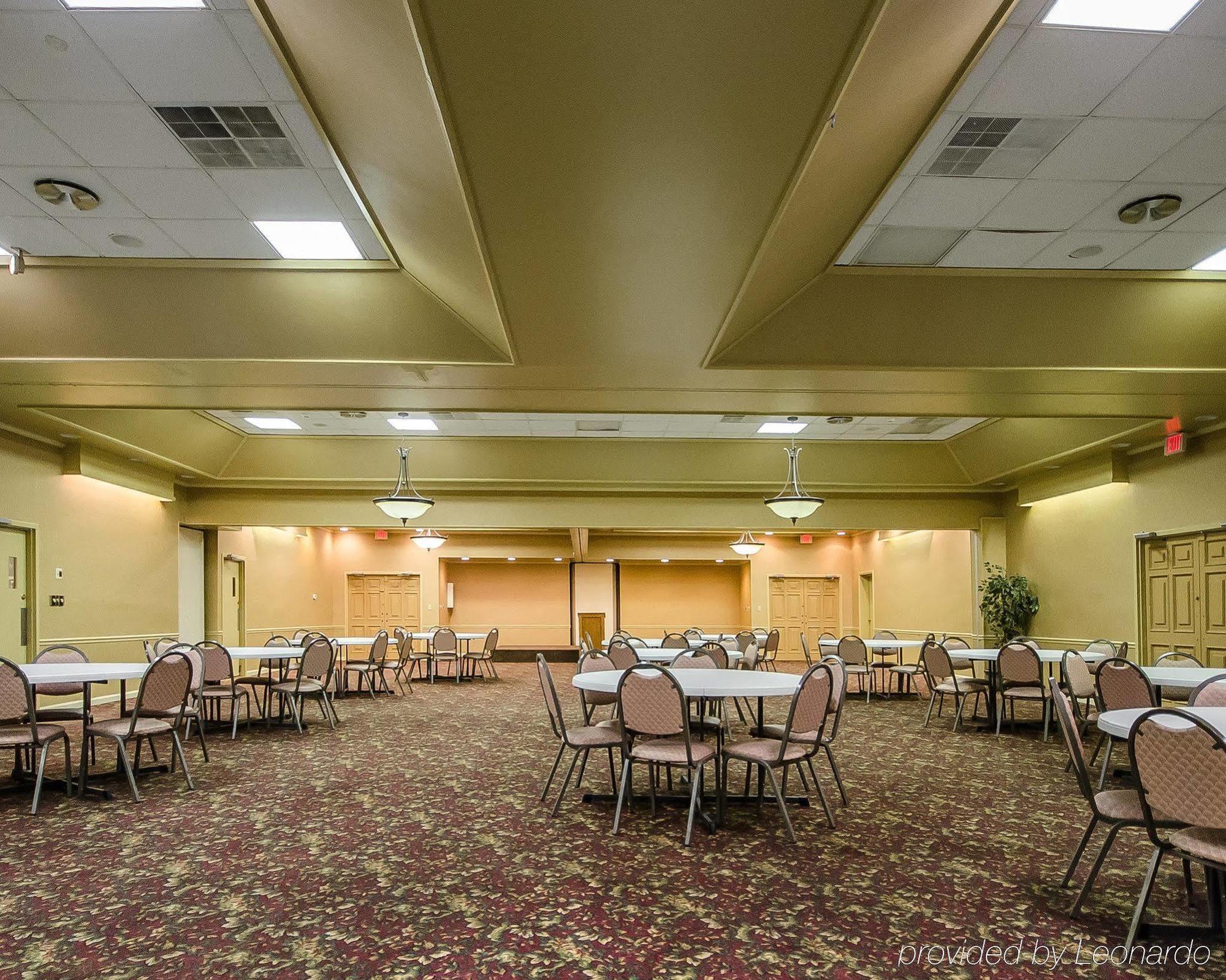 Quality Inn Vincennes Extérieur photo
