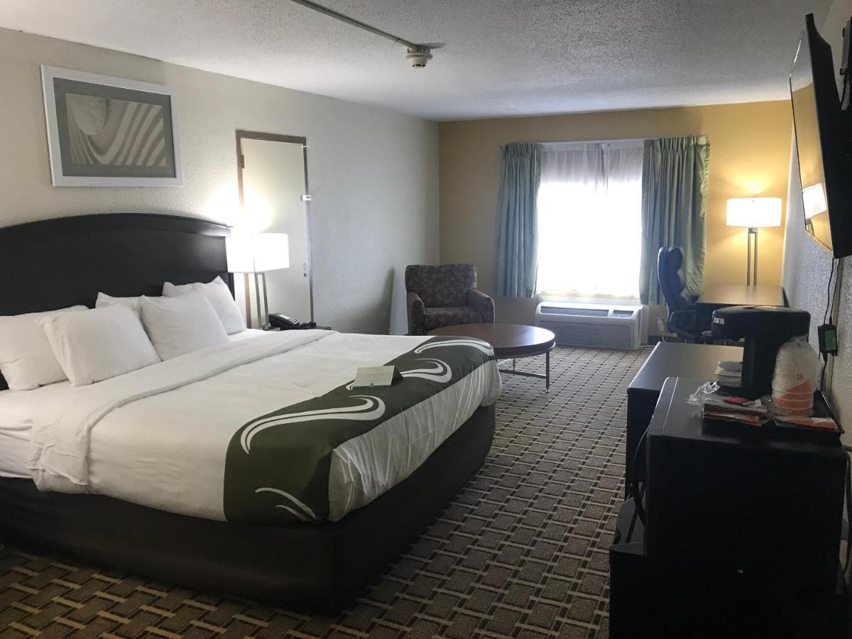 Quality Inn Vincennes Extérieur photo